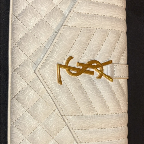 Yves Saint Laurent Ivory Quilted Clutch with Gold Chain - Picture 2 of 5